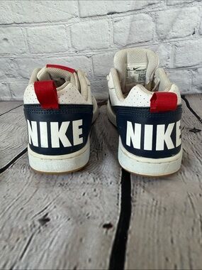 Nike Court Borough Low top sneakers